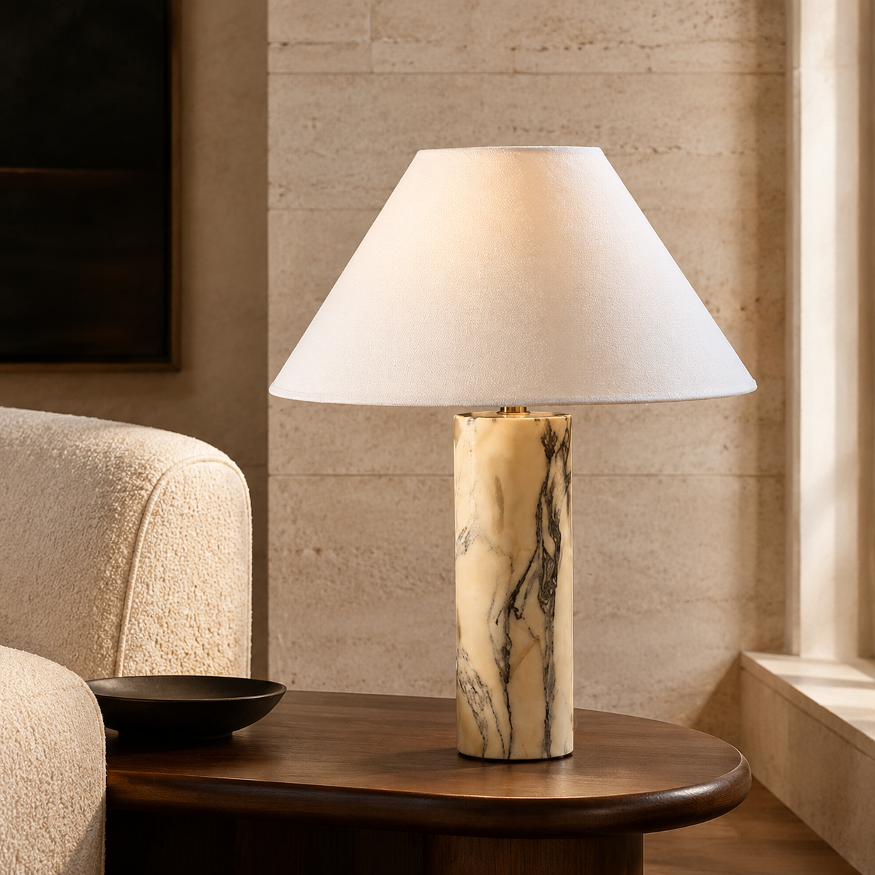 Luma Alba – Lampada da tavolo in marmo naturale