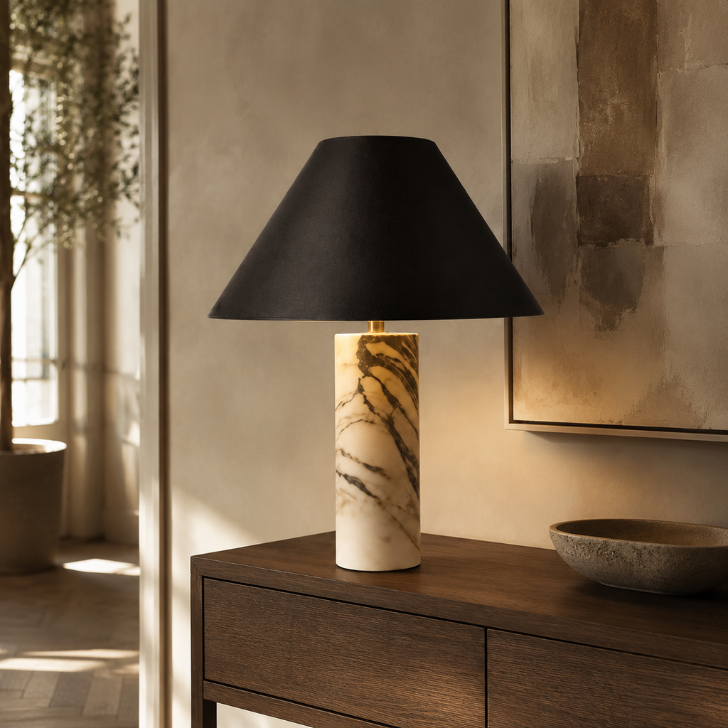 Luma Alba – Lampada da tavolo in marmo naturale